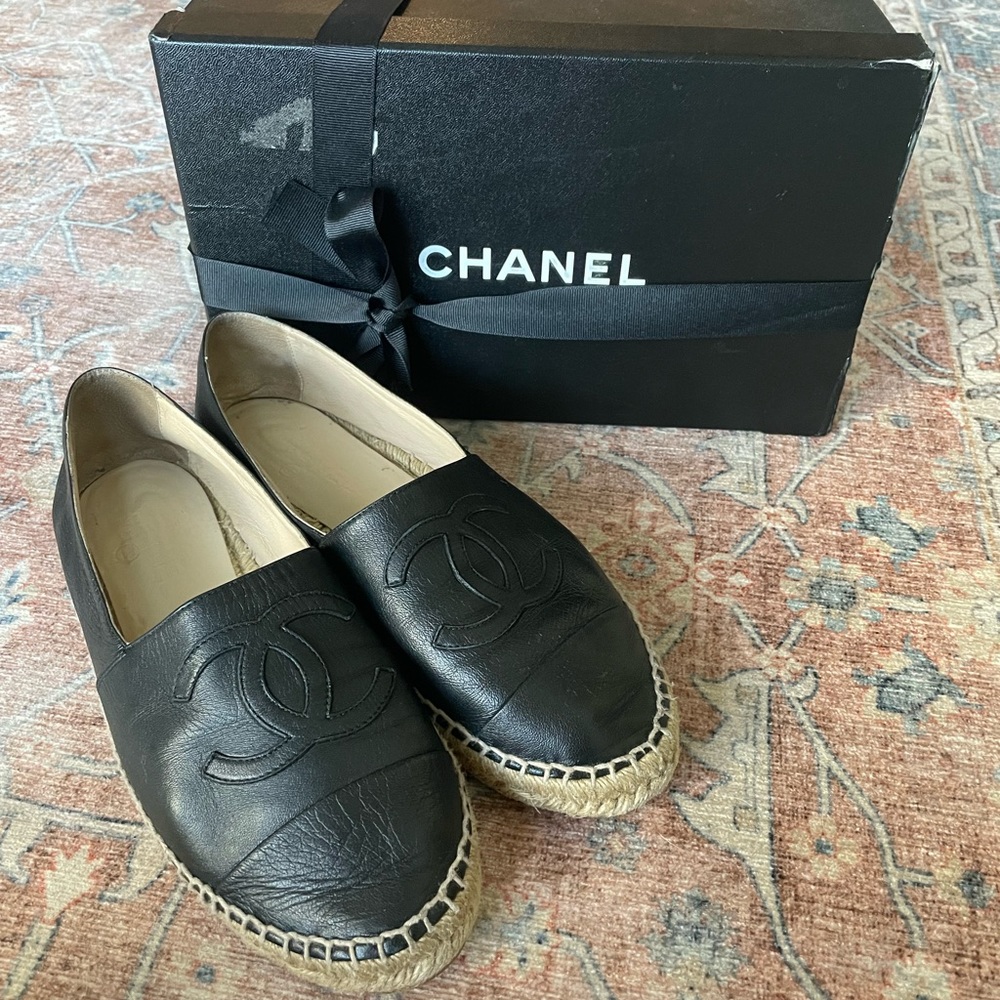 💎AUTHENTIC💎Chanel Espadrilles